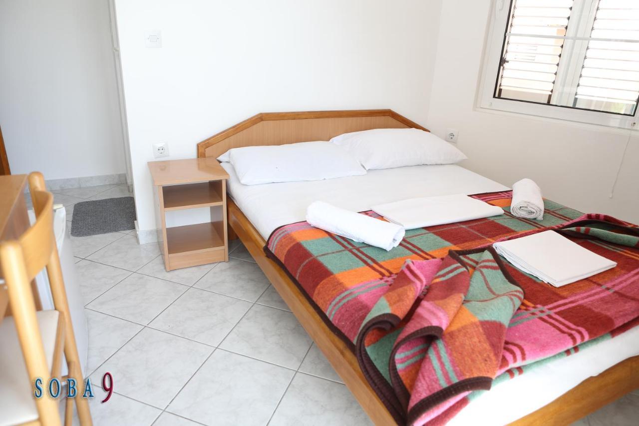 Apartmani Jedro Rafailovici Exterior foto