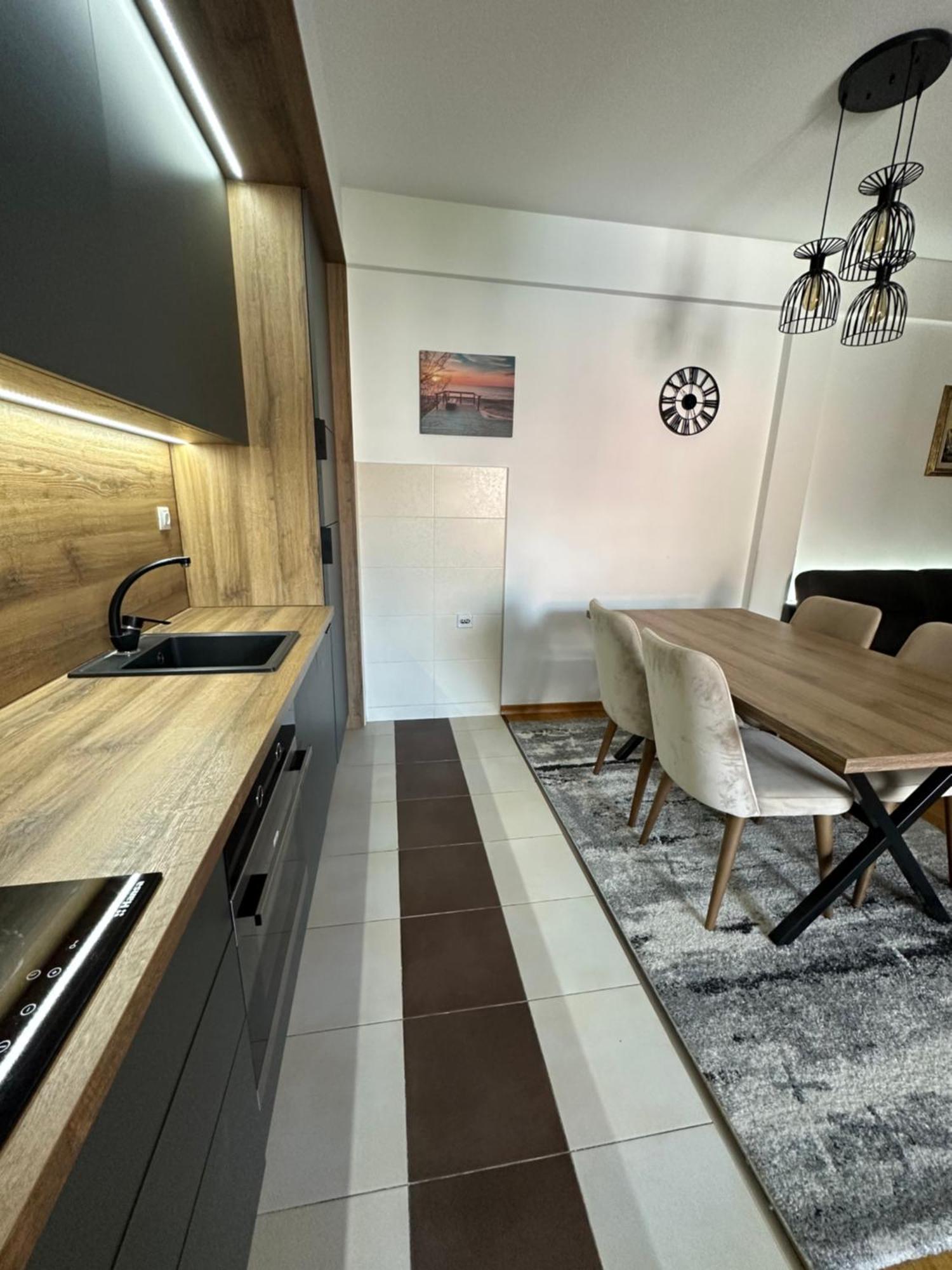 Apartmani Jedro Rafailovici Exterior foto